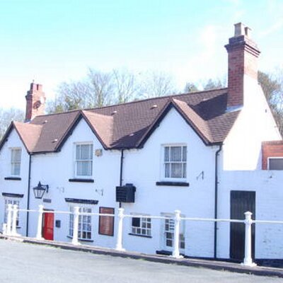 Red Lion Wombourne